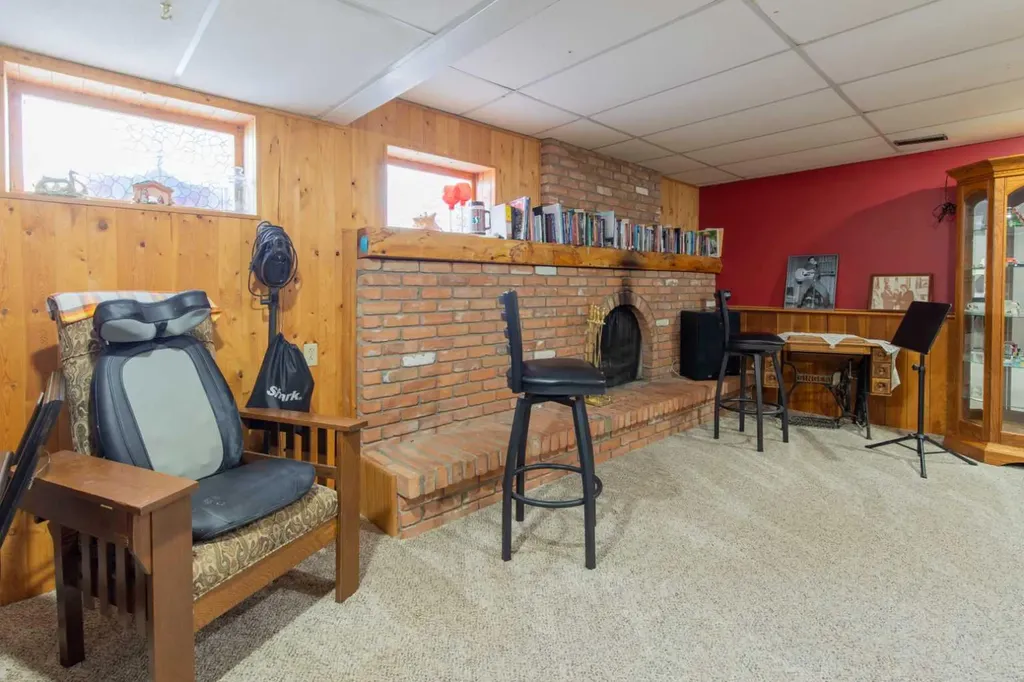 667 21 Street Fort Macleod AB T0L0Z0