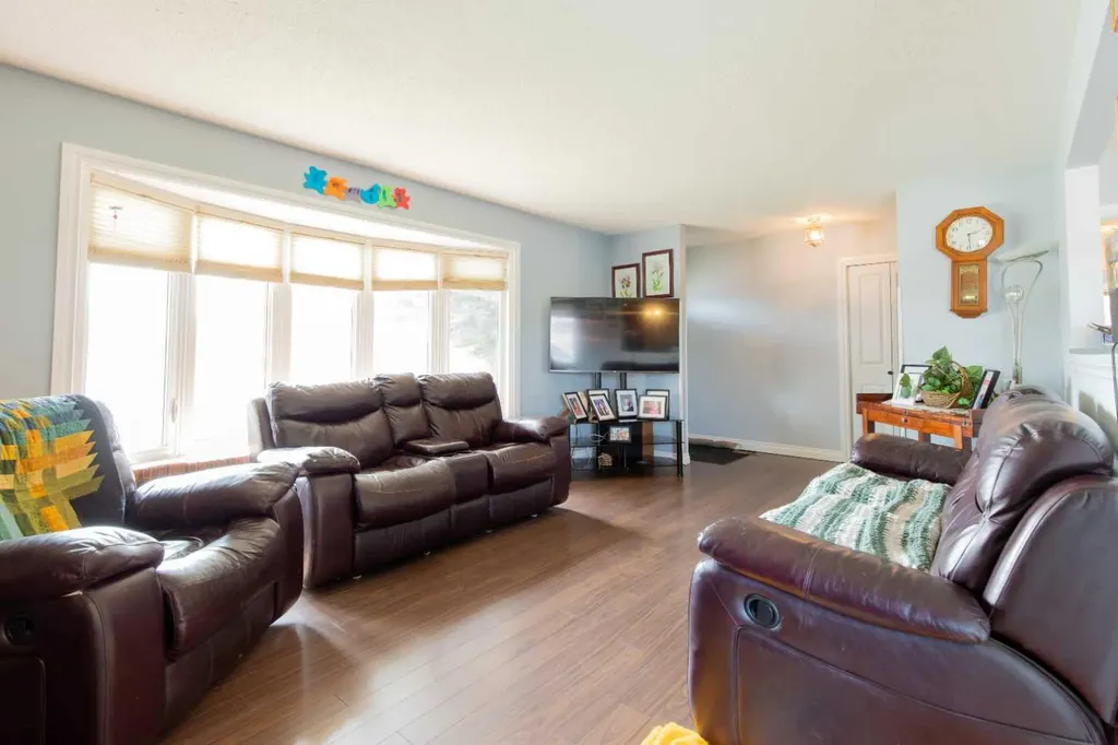 667 21 Street Fort Macleod AB T0L0Z0