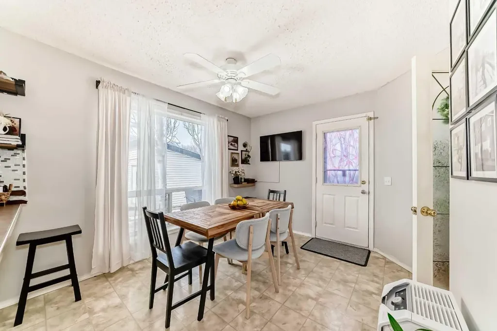 155 Erin Meadow Way SE Calgary AB T2B 3P7