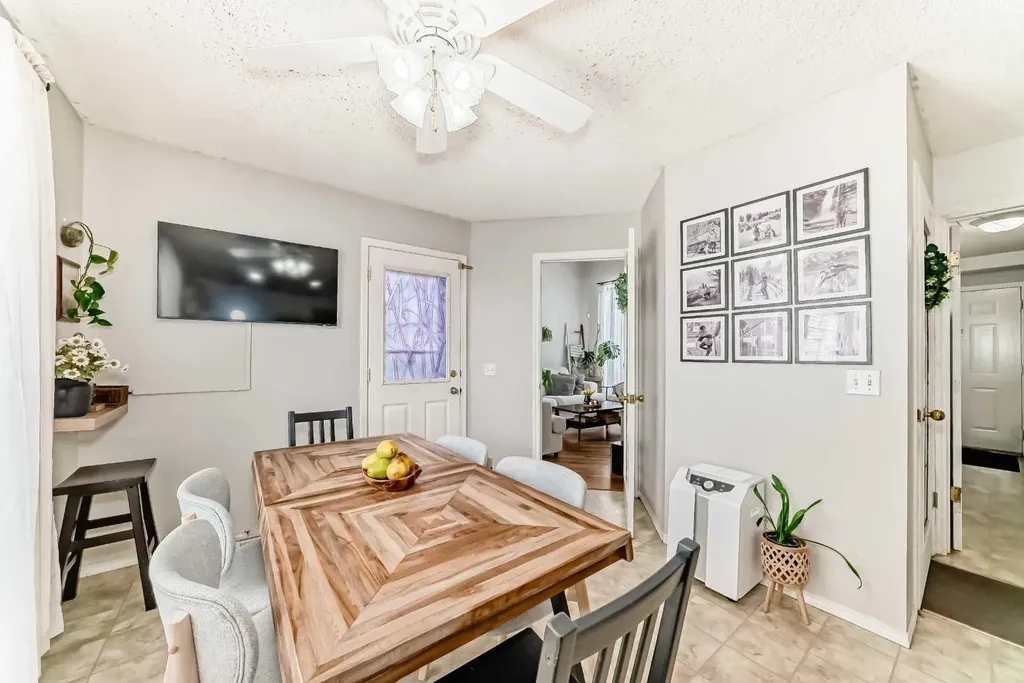 155 Erin Meadow Way SE Calgary AB T2B 3P7