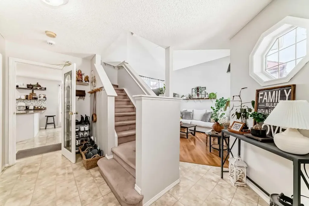 155 Erin Meadow Way SE Calgary AB T2B 3P7