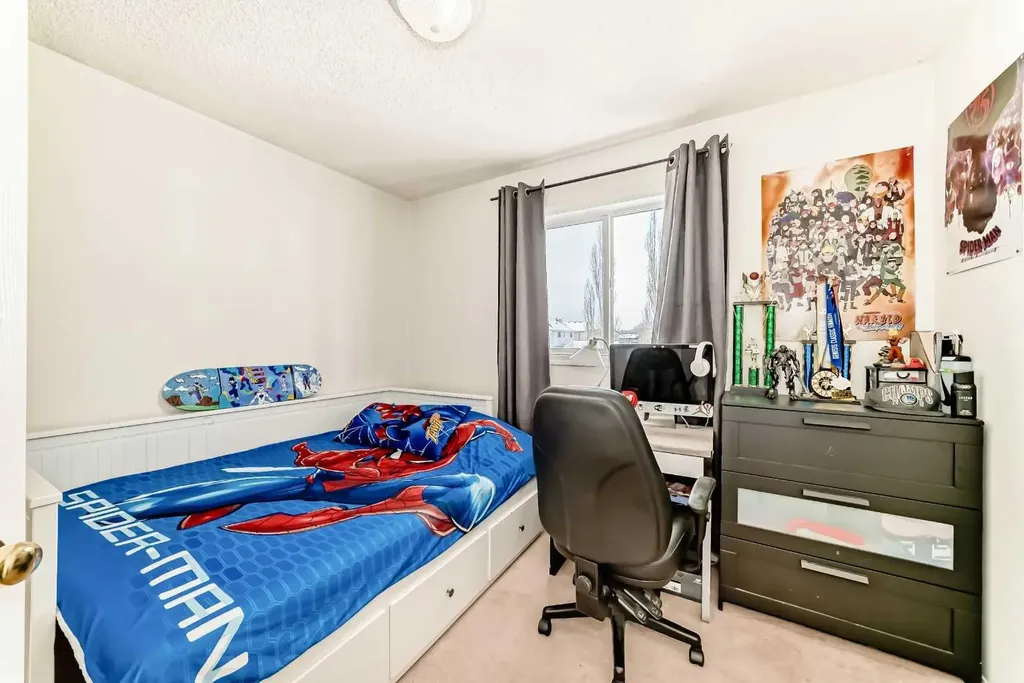 155 Erin Meadow Way SE Calgary AB T2B 3P7