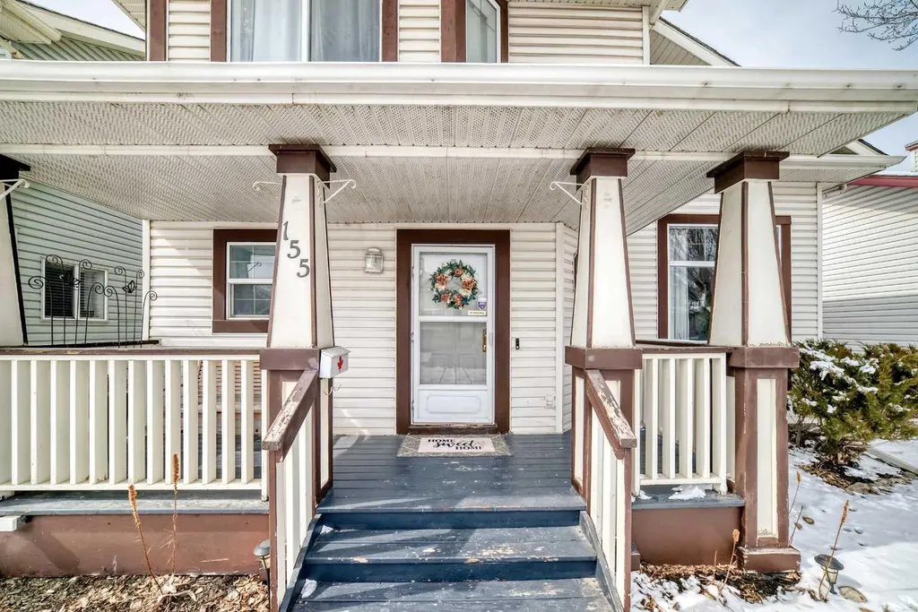 155 Erin Meadow Way SE Calgary AB T2B 3P7