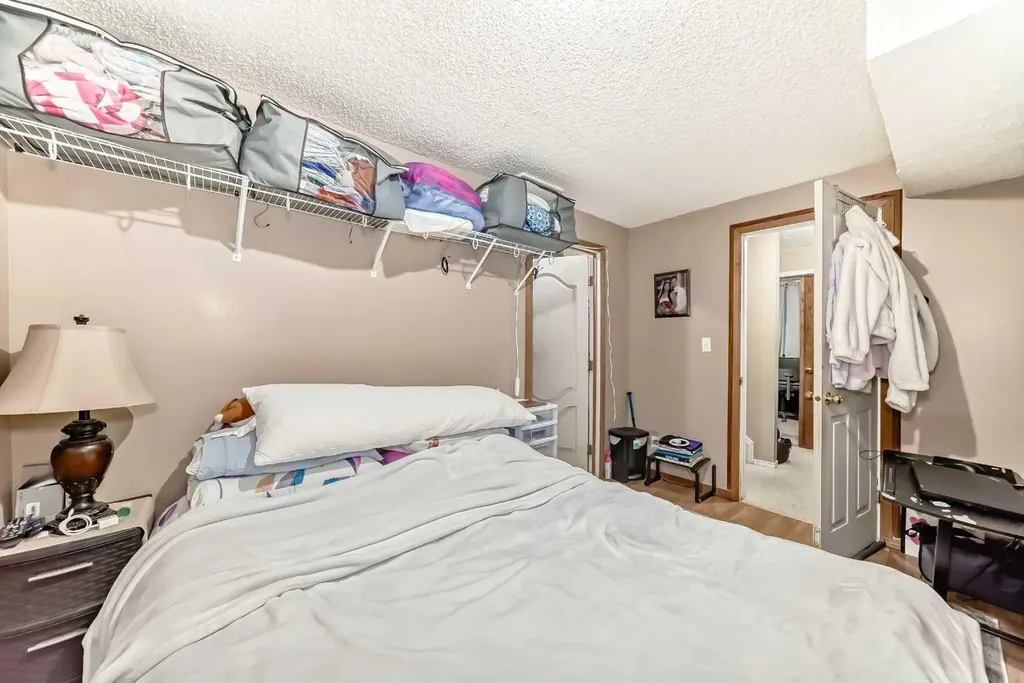 155 Erin Meadow Way SE Calgary AB T2B 3P7