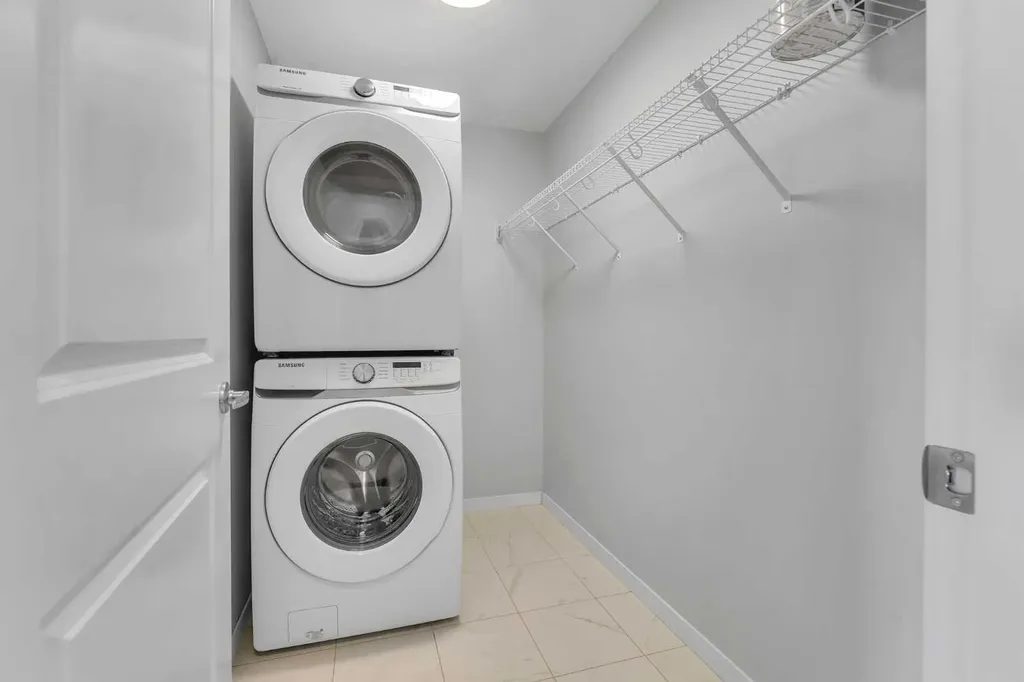19489 Main Street SE Calgary AB T3M 3J3
