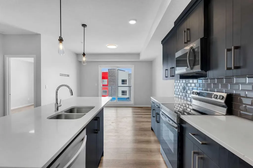 19489 Main Street SE Calgary AB T3M 3J3