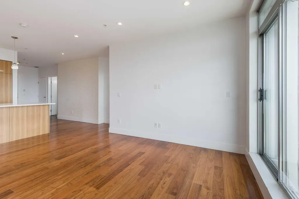 2505 17 Avenue SW Calgary AB T3E 7V3