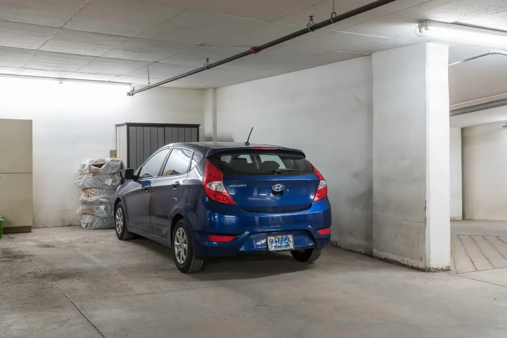 2505 17 Avenue SW Calgary AB T3E 7V3