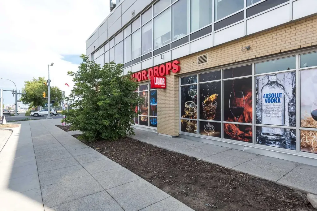 2505 17 Avenue SW Calgary AB T3E 7V3