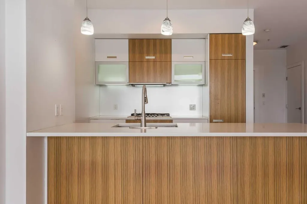 2505 17 Avenue SW Calgary AB T3E 7V3