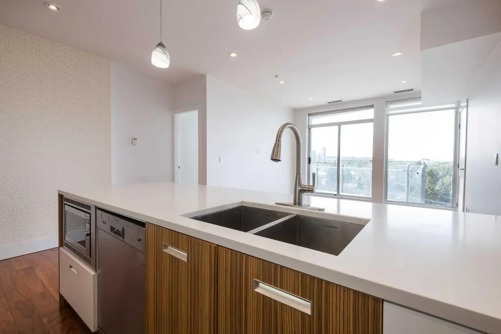 2505 17 Avenue SW Calgary AB T3E 7V3