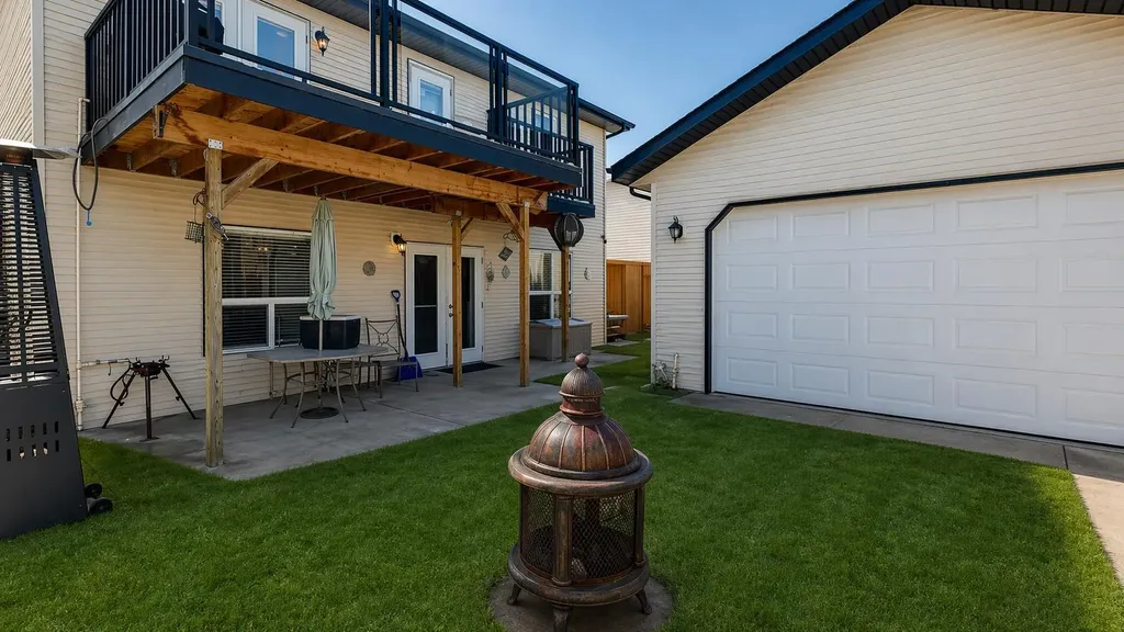 143 Ackerman Crescent Red Deer AB T4R 3B8