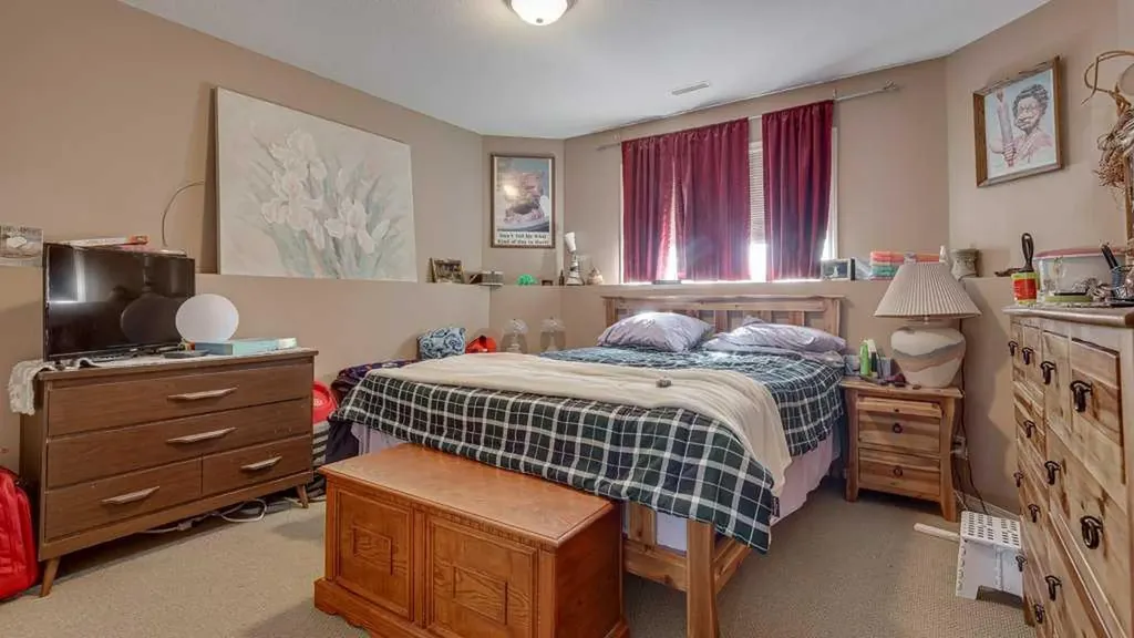 143 Ackerman Crescent Red Deer AB T4R 3B8
