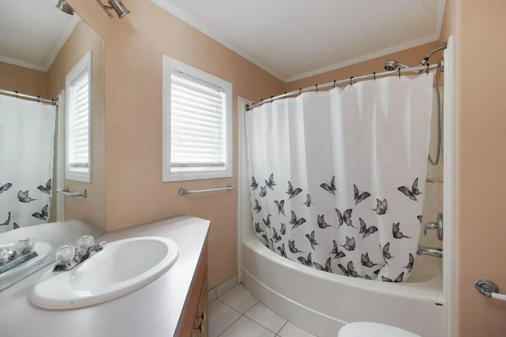 293 Grenfell Crescent Fort Mcmurray AB T9H 2M8