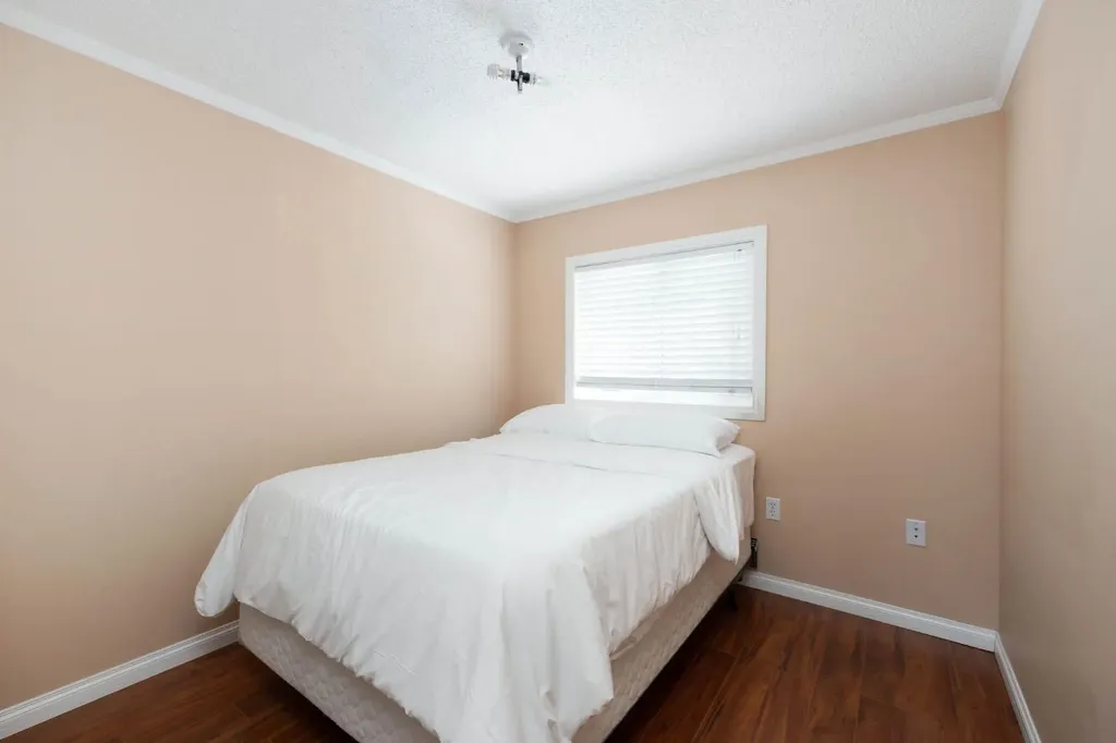 293 Grenfell Crescent Fort Mcmurray AB T9H 2M8