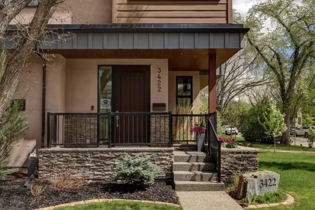 3422 5 Avenue NW Calgary AB T2N 0V5