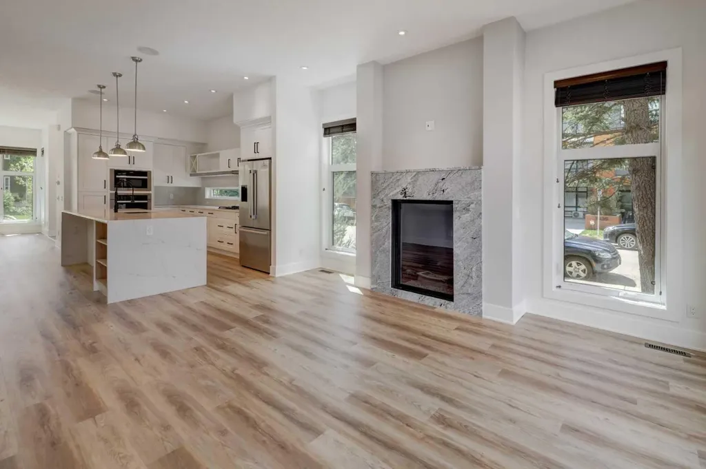 3422 5 Avenue NW Calgary AB T2N 0V5