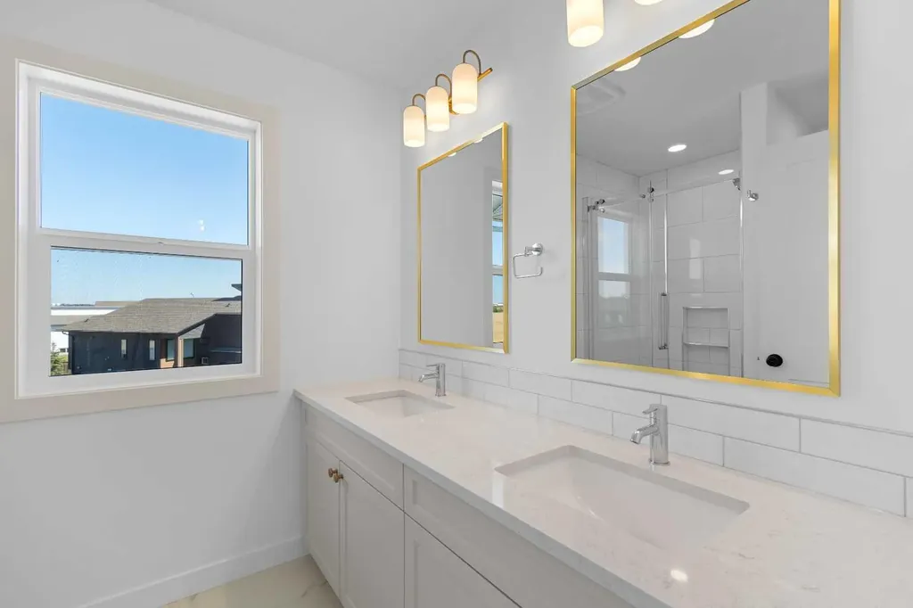 11402 107 Avenue Grande Prairie AB T8V6L7