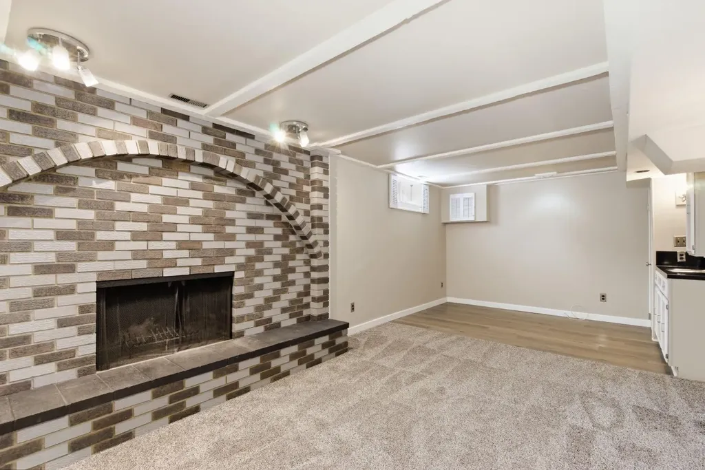 1315 Lake Michigan Crescent SE Calgary AB T2J 3E9