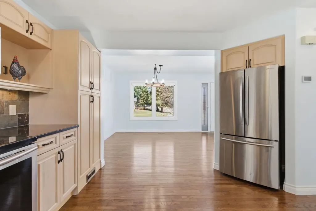 1315 Lake Michigan Crescent SE Calgary AB T2J 3E9