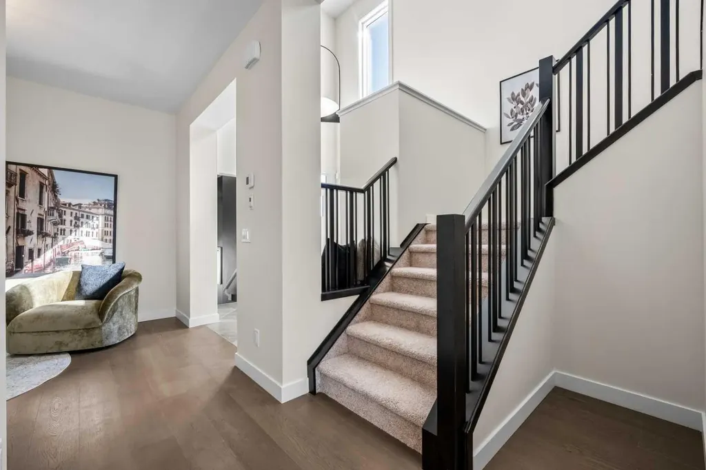 203 Huxland Path NE Calgary AB T2A 5Z9