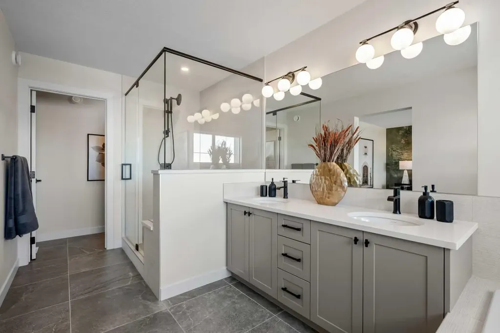 203 Huxland Path NE Calgary AB T2A 5Z9