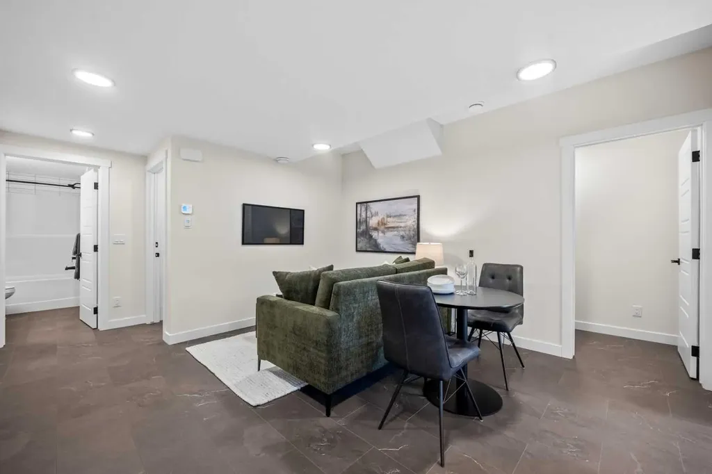 203 Huxland Path NE Calgary AB T2A 5Z9