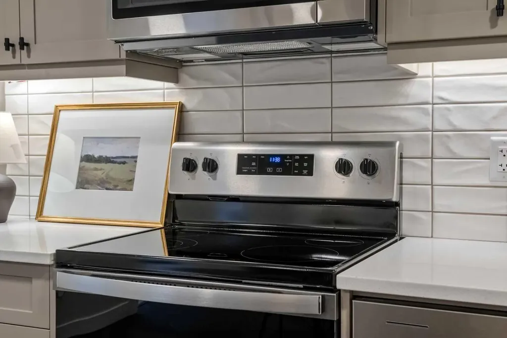 203 Huxland Path NE Calgary AB T2A 5Z9