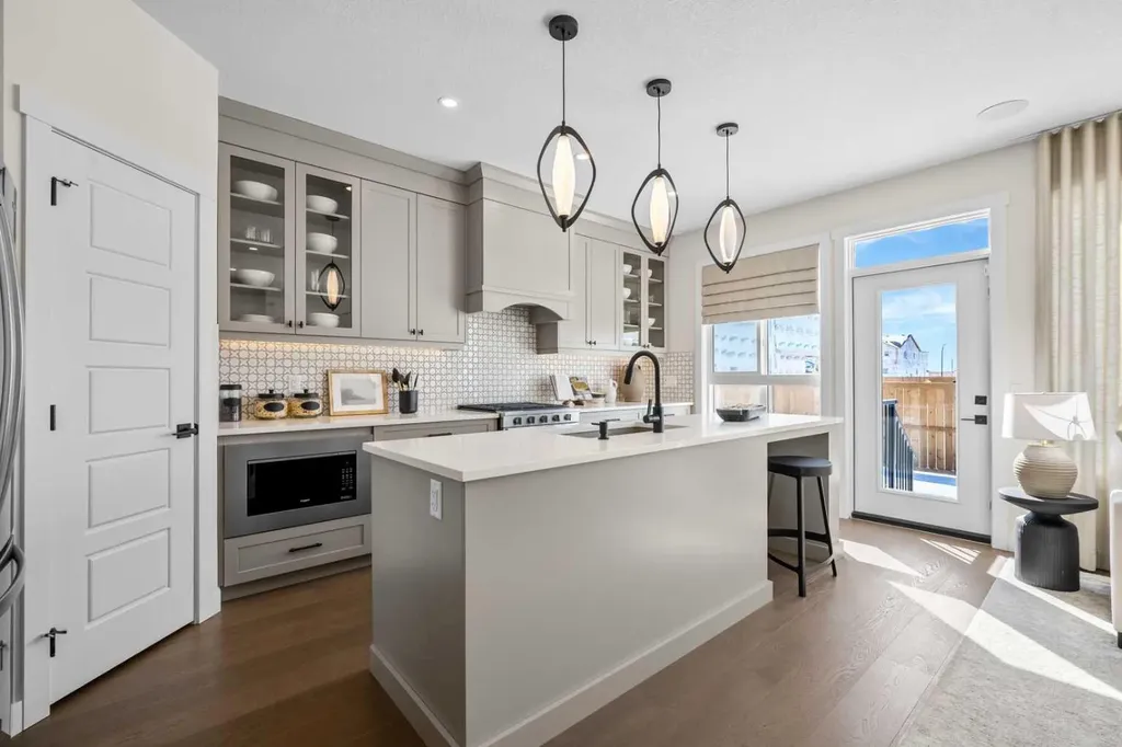 203 Huxland Path NE Calgary AB T2A 5Z9