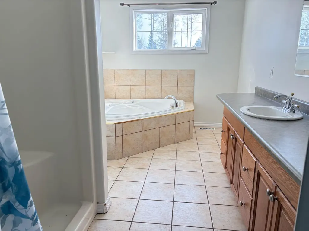 83 Aspen Crescent Gregoire Lake Estates AB T9H 5S1