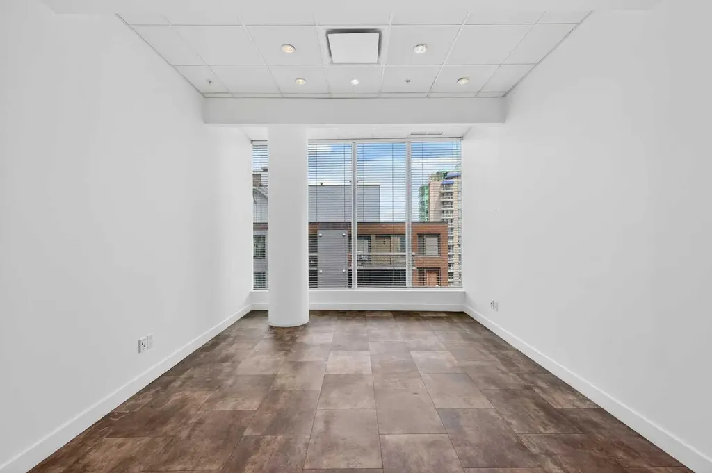 888 4 Avenue SW Calgary AB T2P0V2