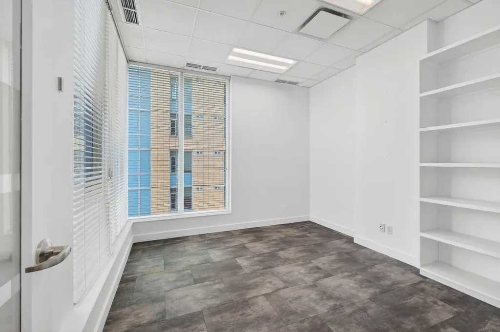 888 4 Avenue SW Calgary AB T2P0V2