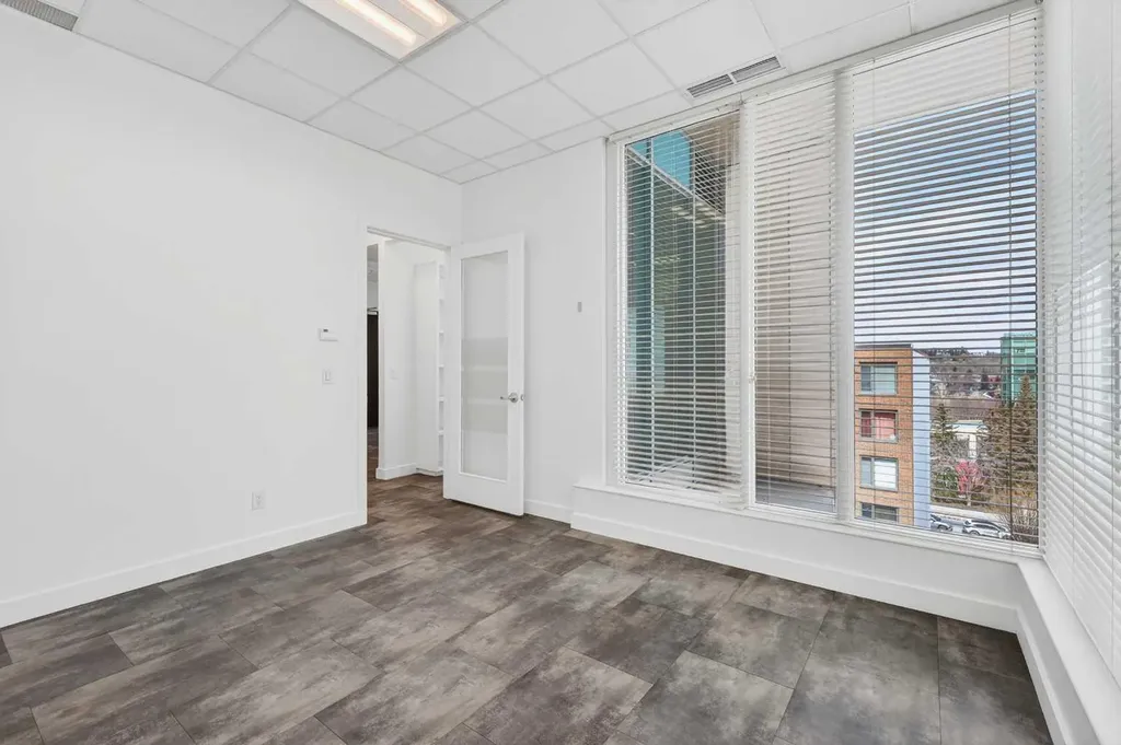 888 4 Avenue SW Calgary AB T2P0V2