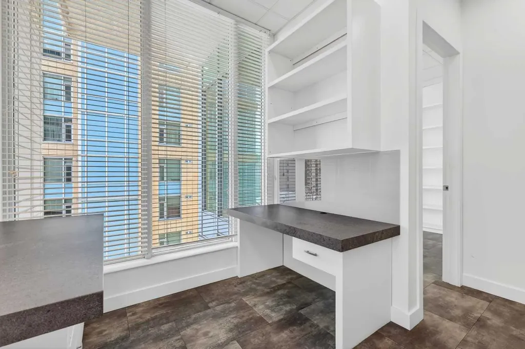888 4 Avenue SW Calgary AB T2P0V2