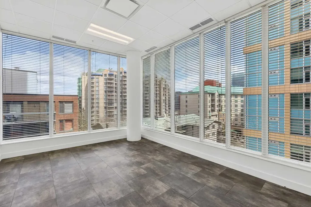 888 4 Avenue SW Calgary AB T2P0V2