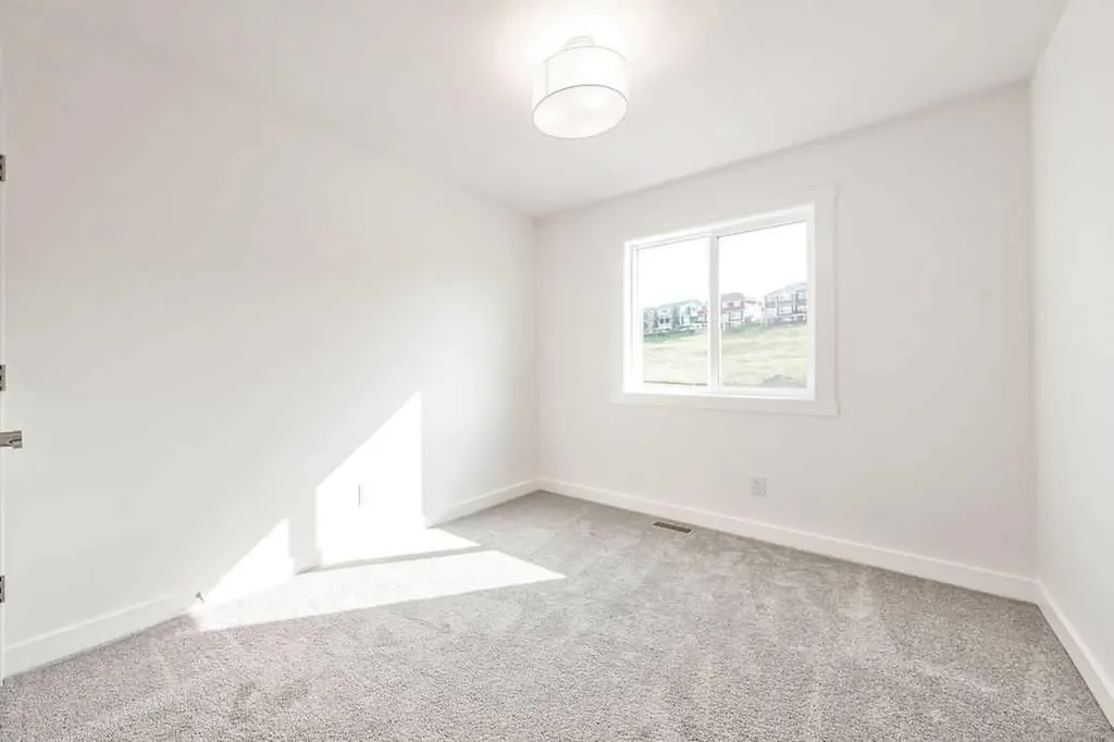 525 River Heights Drive Cochrane AB T4C 3E3