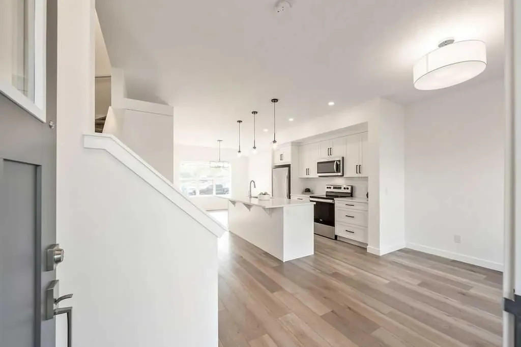 525 River Heights Drive Cochrane AB T4C 3E3