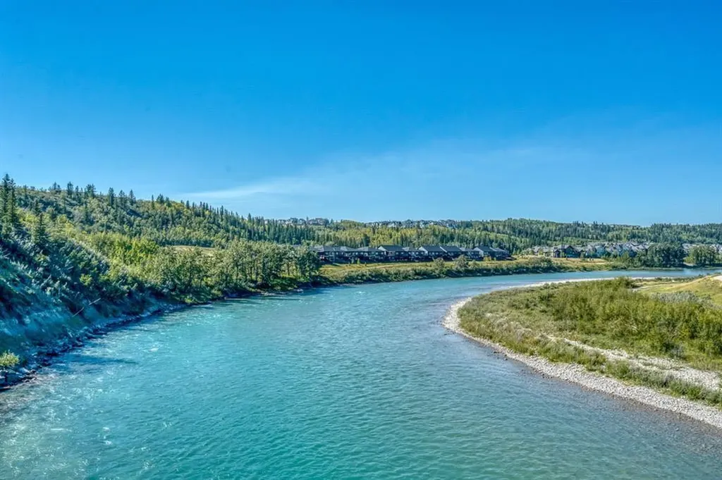 525 River Heights Drive Cochrane AB T4C 3E3