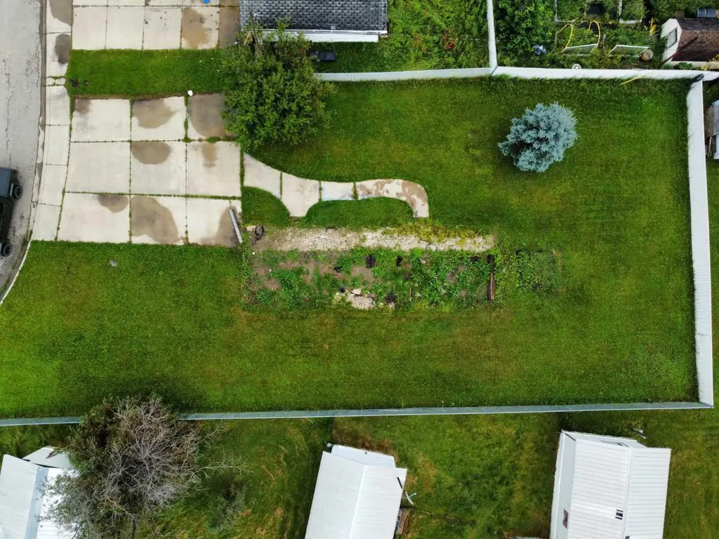 509 3 Avenue Avenue Fox Creek AB T0H1P0
