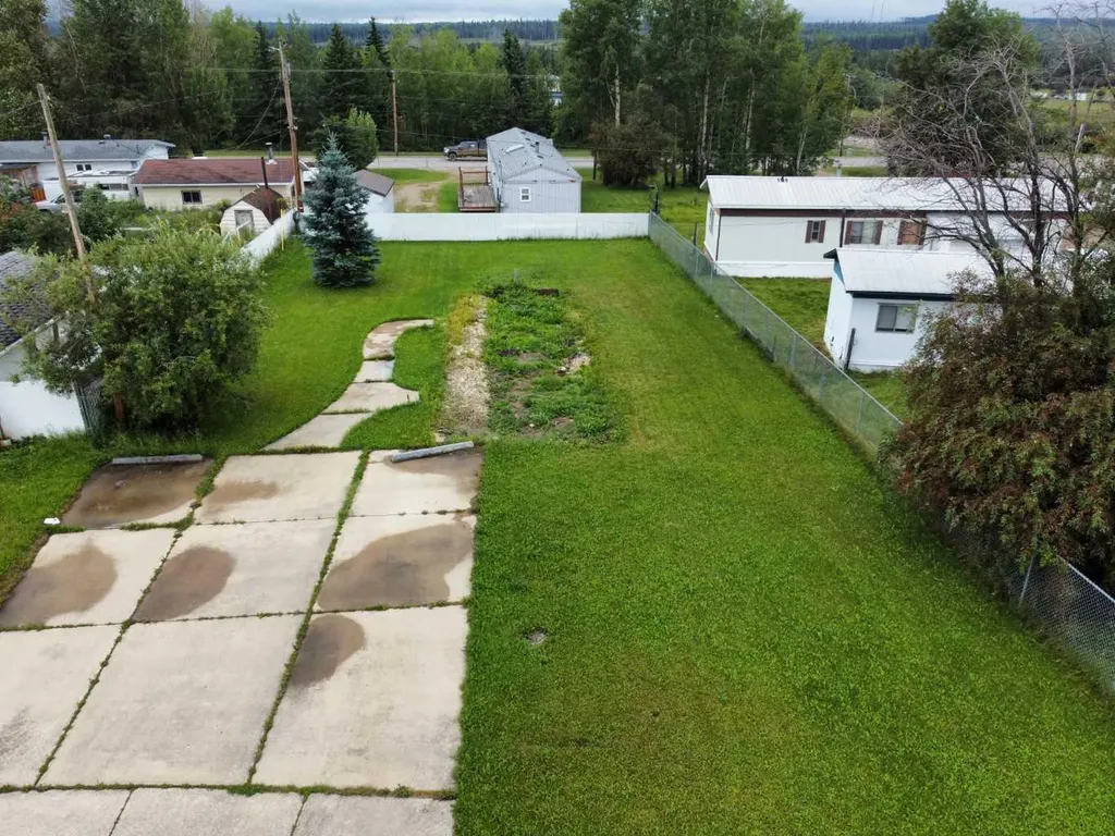 509 3 Avenue Avenue Fox Creek AB T0H1P0