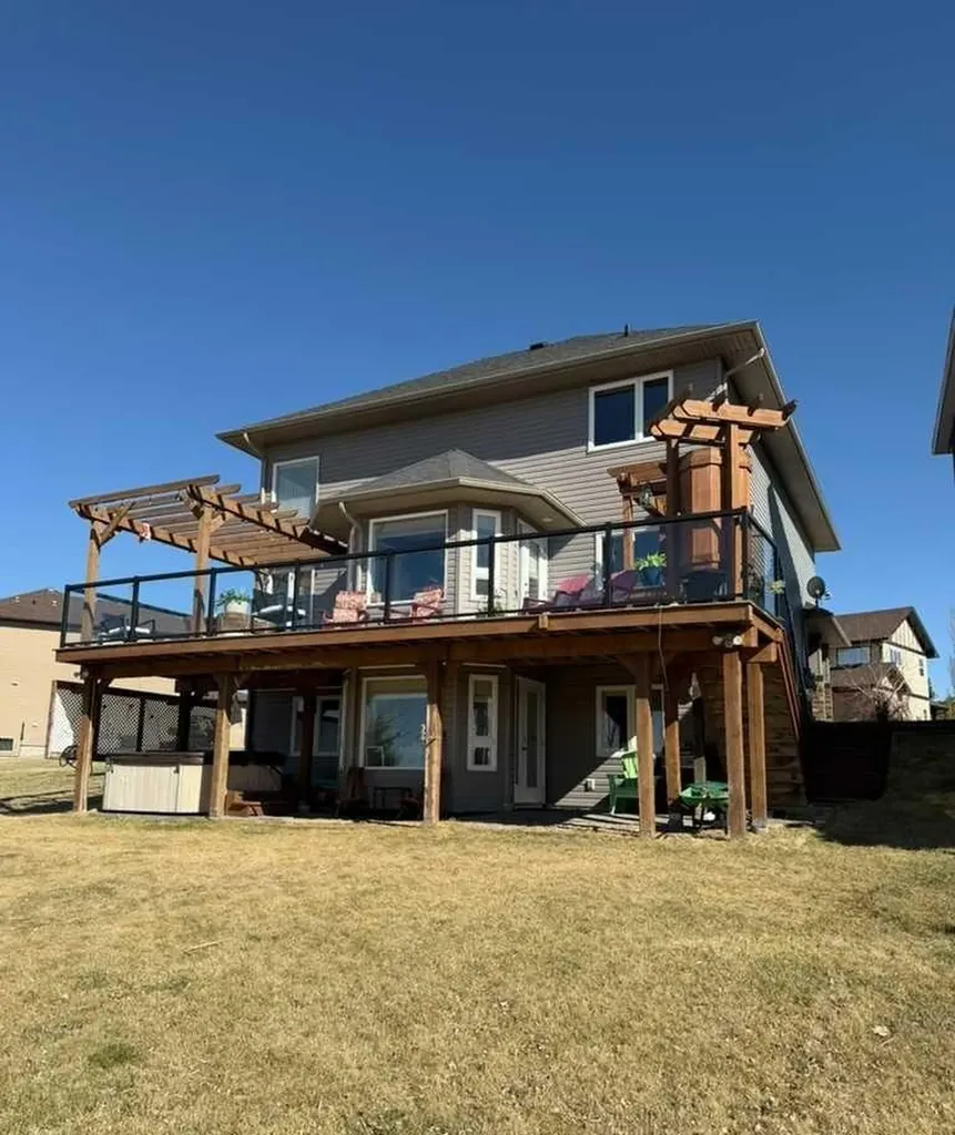 42 White Pelican Way Lake Newell Resort AB T1R 0X5