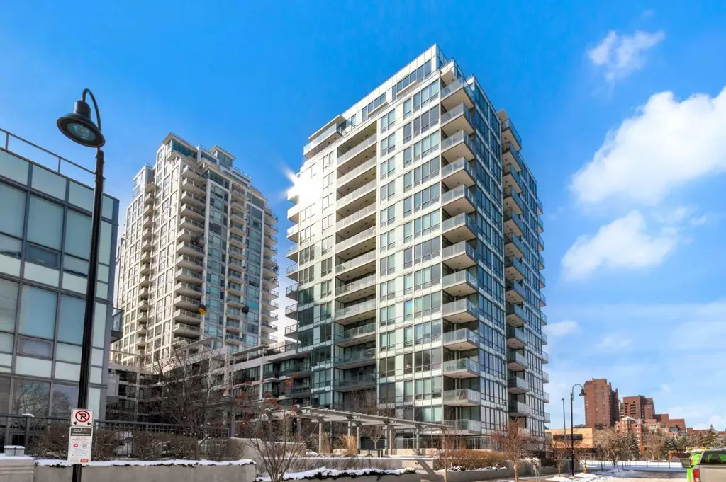222 Riverfront Avenue SW Calgary AB T2P0X2