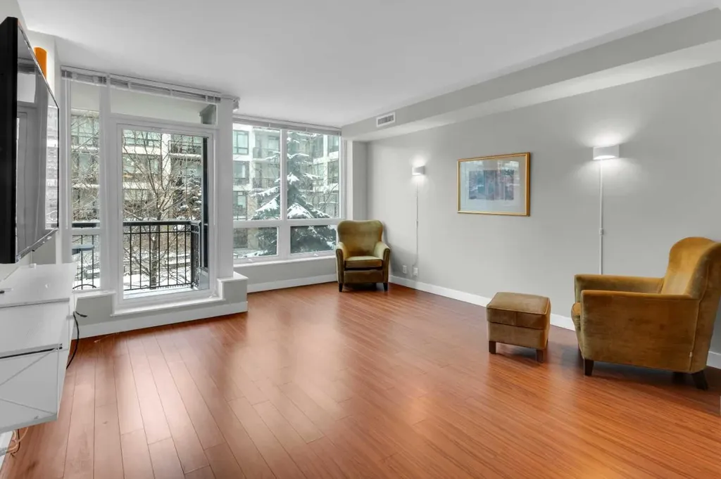 222 Riverfront Avenue SW Calgary AB T2P0X2