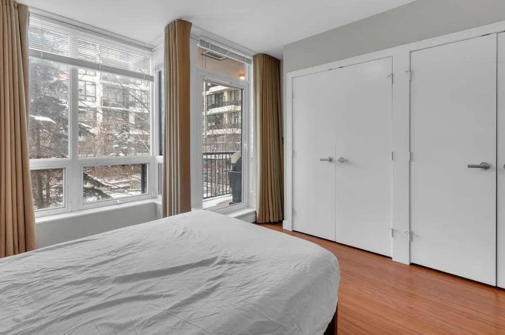 222 Riverfront Avenue SW Calgary AB T2P0X2