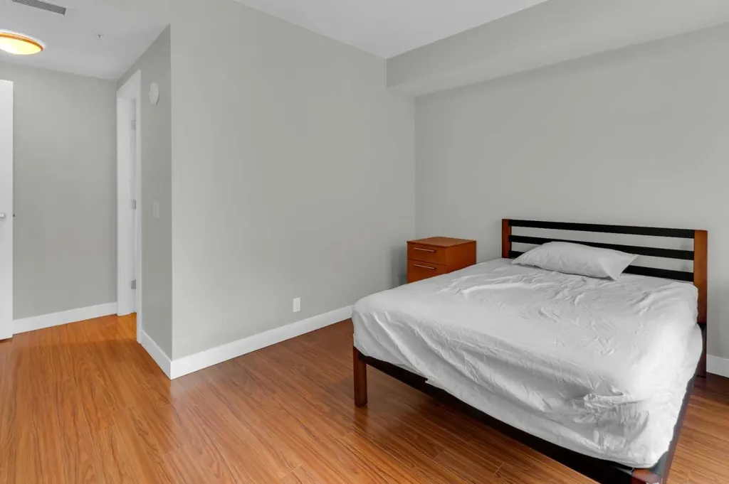 222 Riverfront Avenue SW Calgary AB T2P0X2