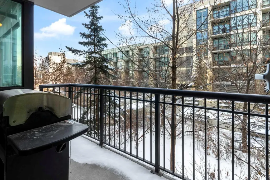 222 Riverfront Avenue SW Calgary AB T2P0X2