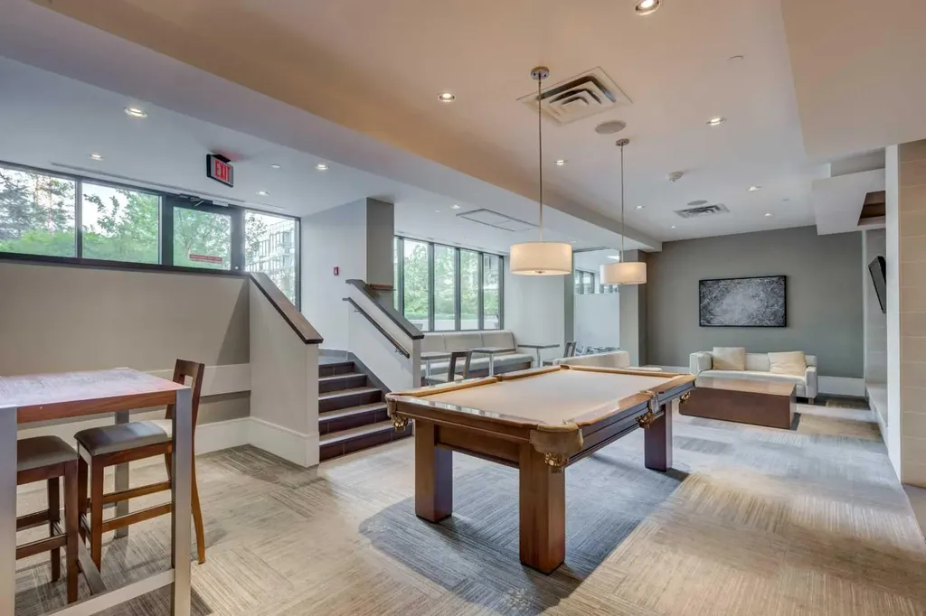 222 Riverfront Avenue SW Calgary AB T2P0X2
