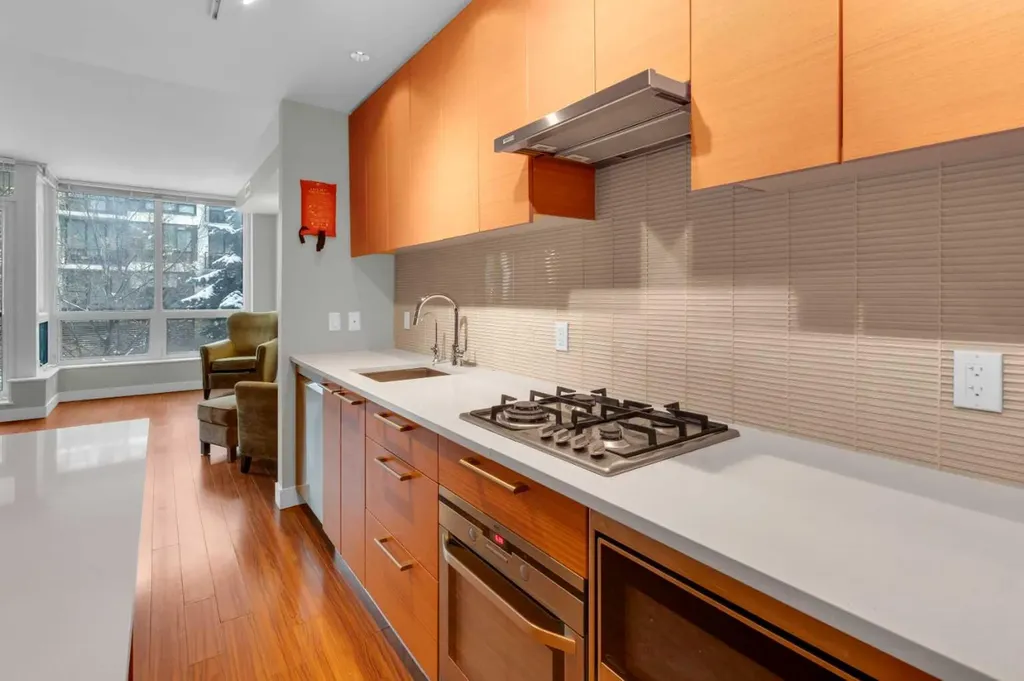 222 Riverfront Avenue SW Calgary AB T2P0X2