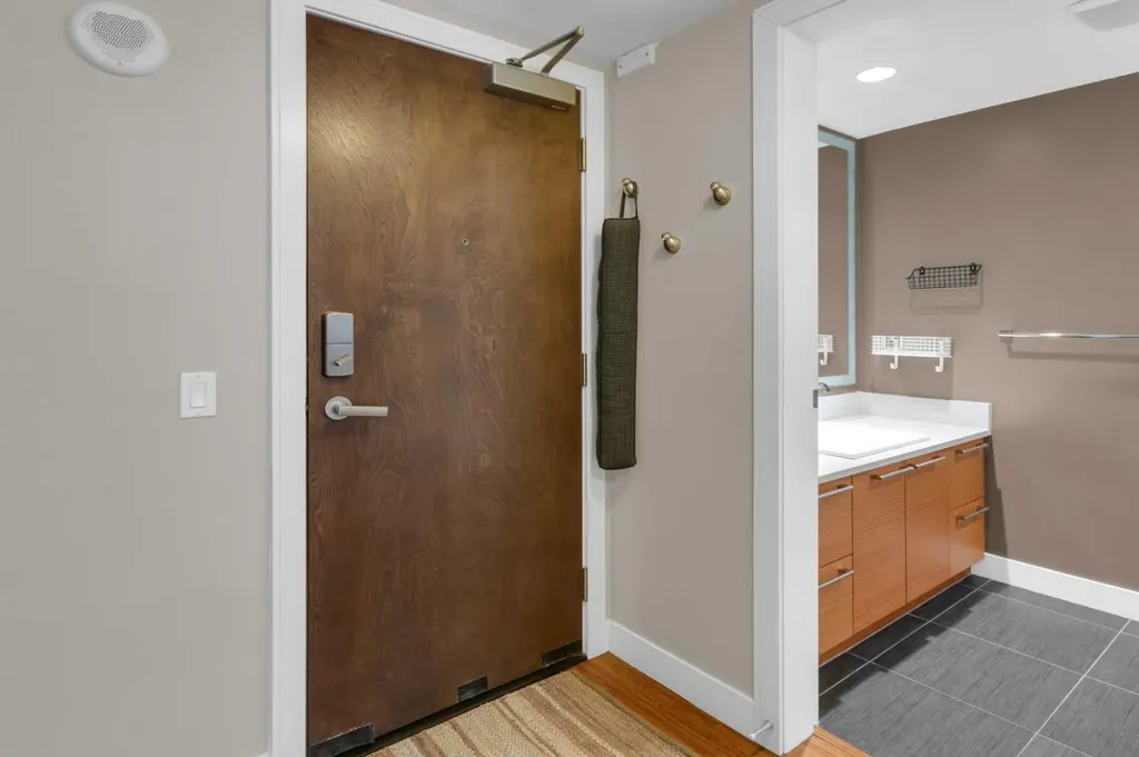 222 Riverfront Avenue SW Calgary AB T2P0X2
