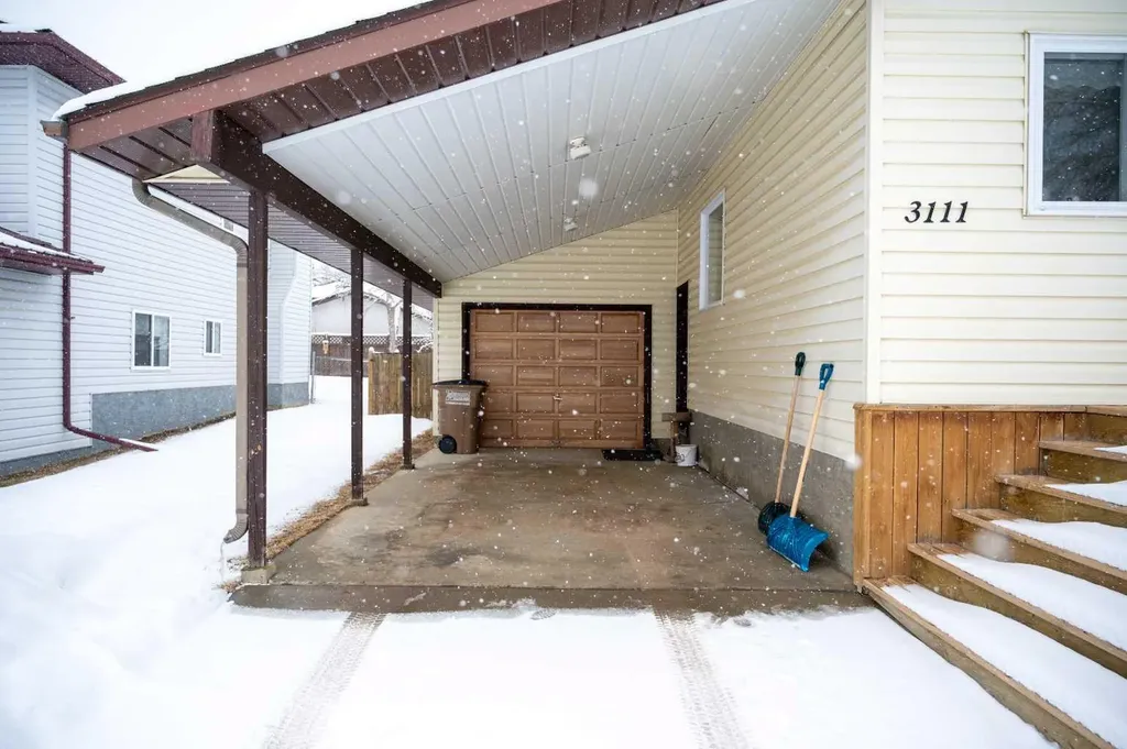 3111 Cornwall Drive Athabasca AB T9S 1N9